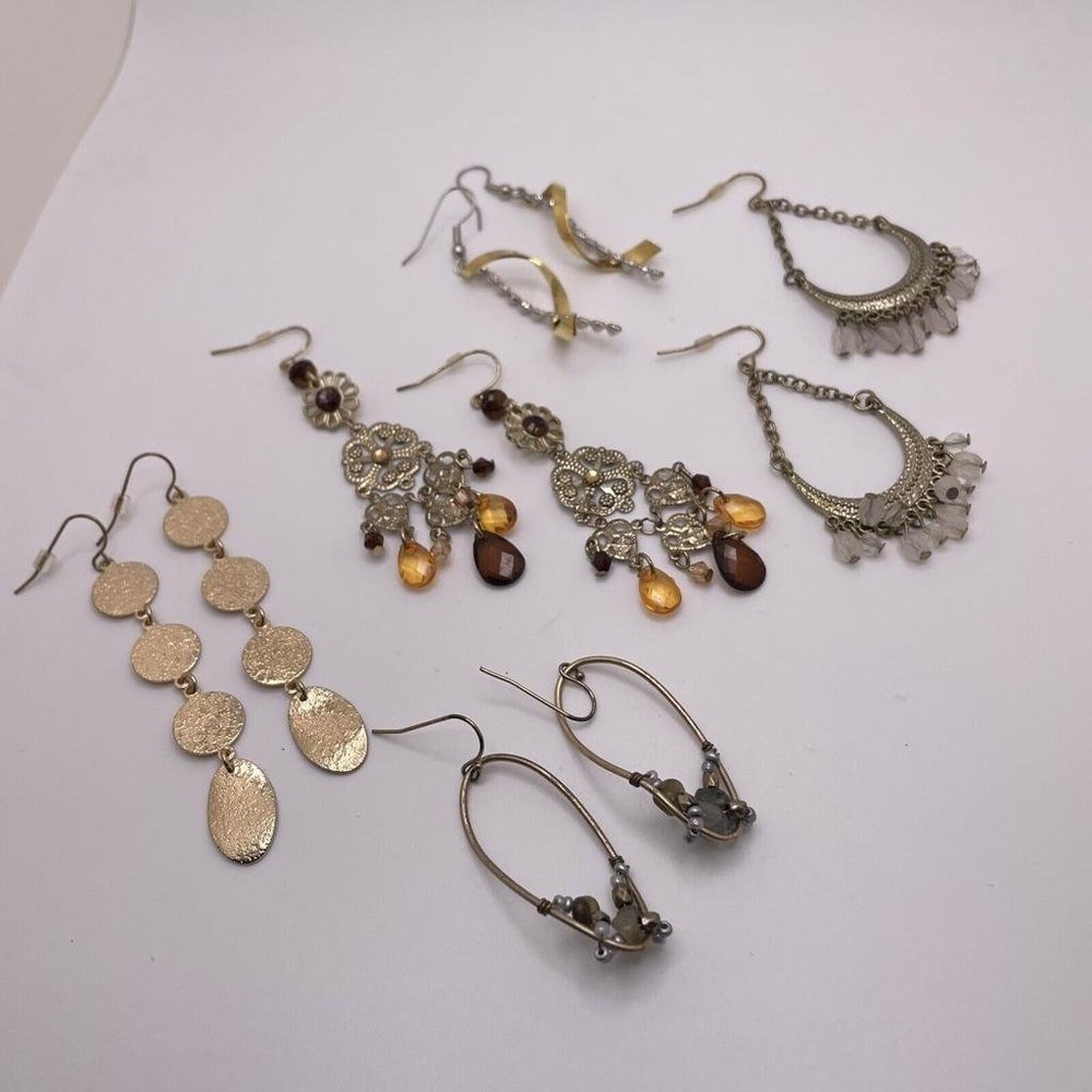 Lot Of 5 Pretty Dangle Drop - Costume Earrings Pierced  Bead / Metal Mix